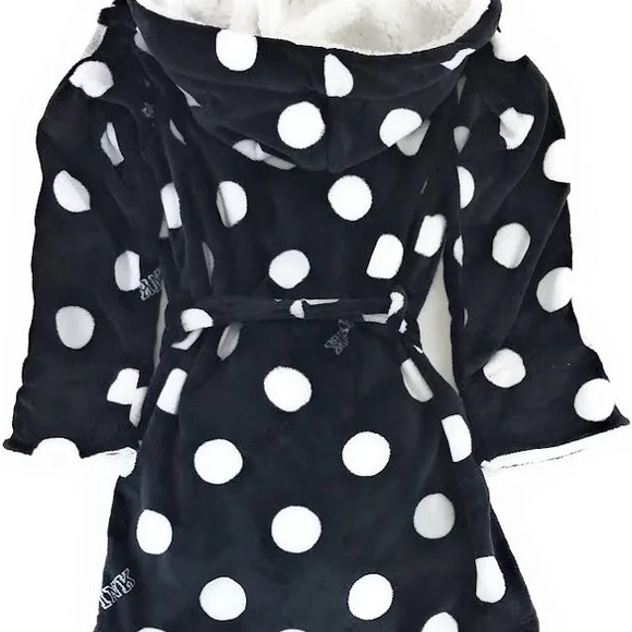 Pink Victoria secret robe - Picture 3 of 9